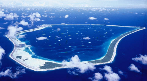 Manihiki island from the air